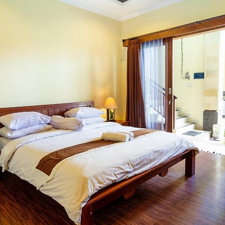 Sakura Guest House Canggu Buitenkant foto