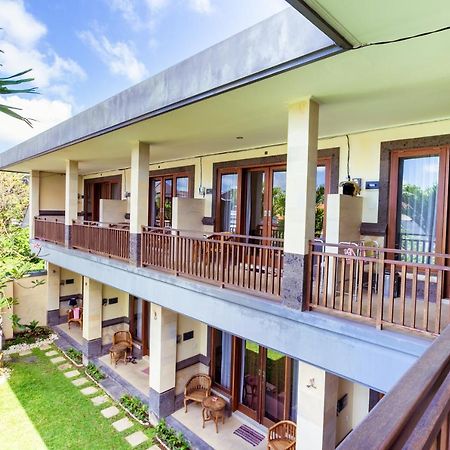 Sakura Guest House Canggu Buitenkant foto