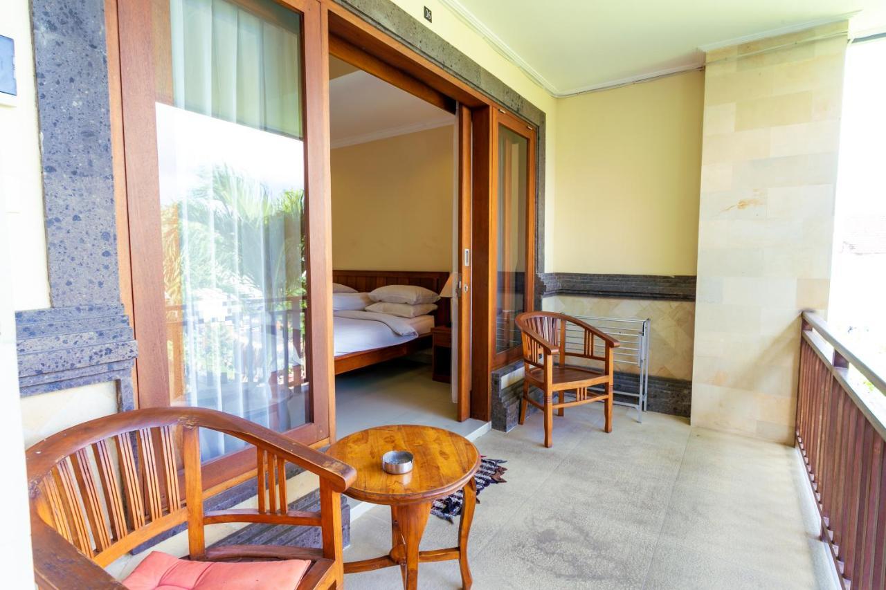 Sakura Guest House Canggu Buitenkant foto