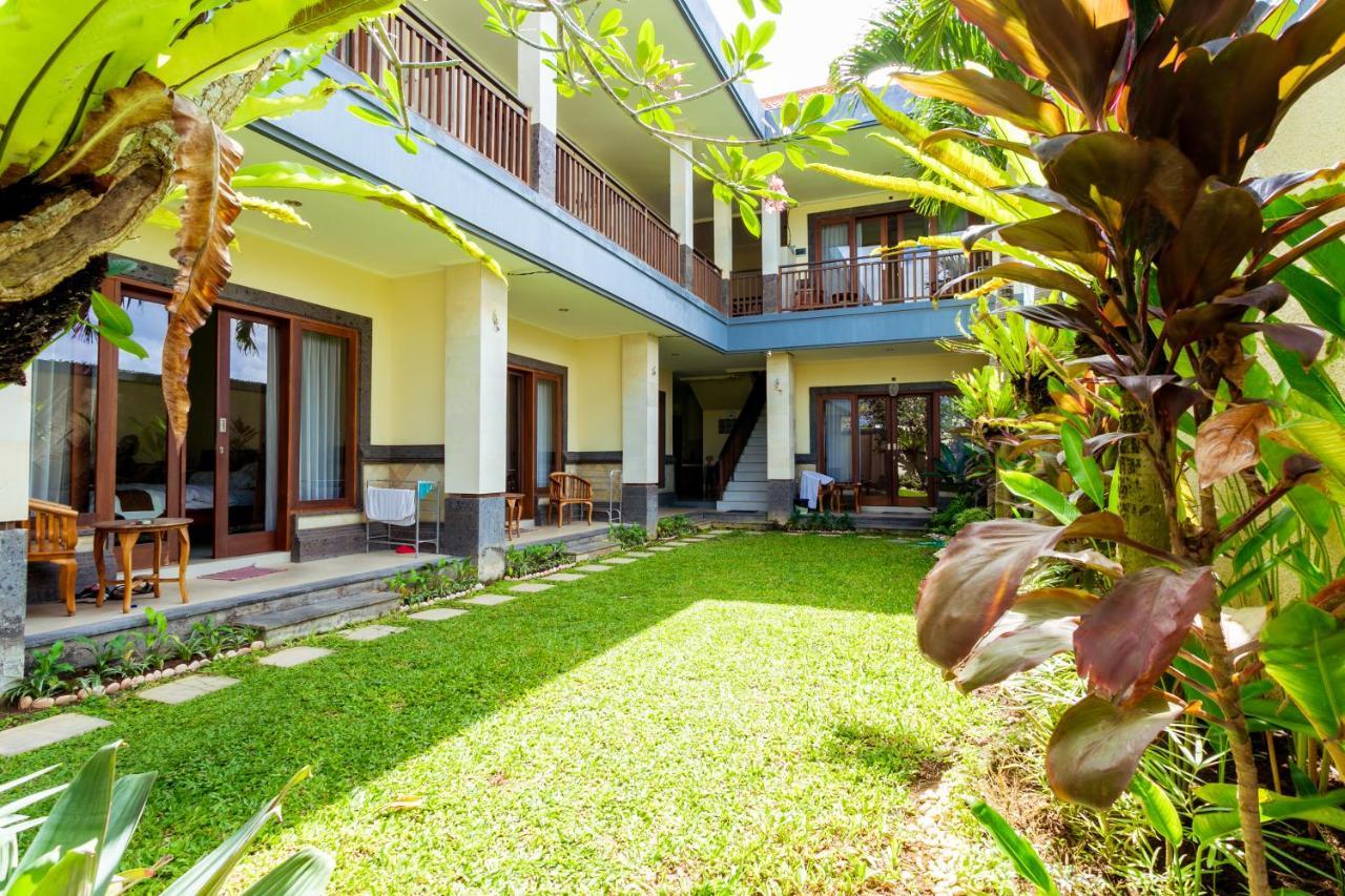 Sakura Guest House Canggu Buitenkant foto