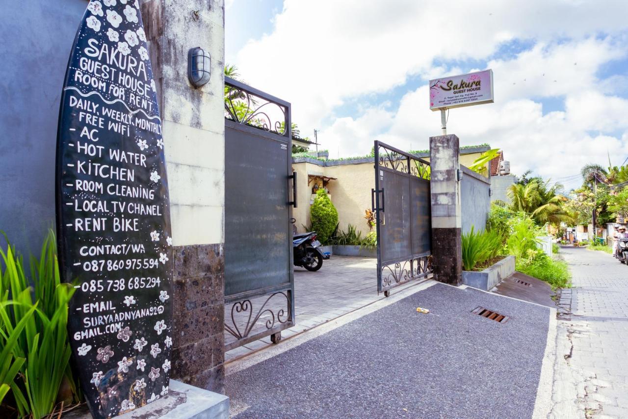 Sakura Guest House Canggu Buitenkant foto