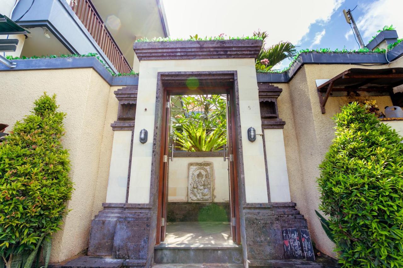 Sakura Guest House Canggu Buitenkant foto