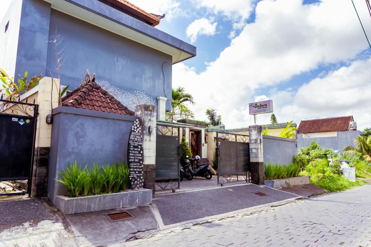 Sakura Guest House Canggu Buitenkant foto